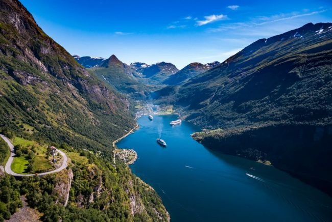 A pazar Geiranger-fjord