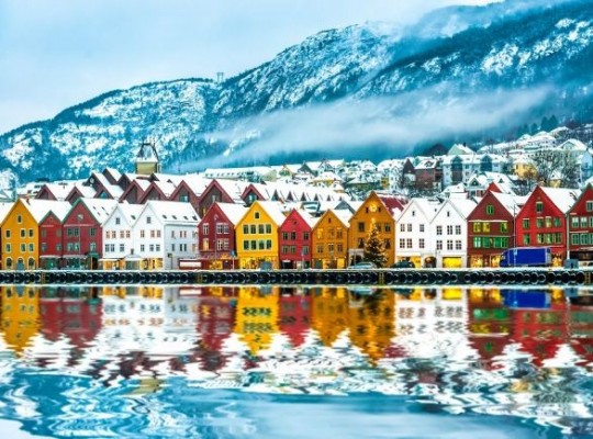 Szilveszter a fjordokban - csoportos utazás magyar idegenvezetéssel 2026.12.28.-2027.01.01. , , , , , , , , , Csoportos utazások, Téli csoportos utak, Különleges ajánlatok, Felfedezőutak, Norvégia