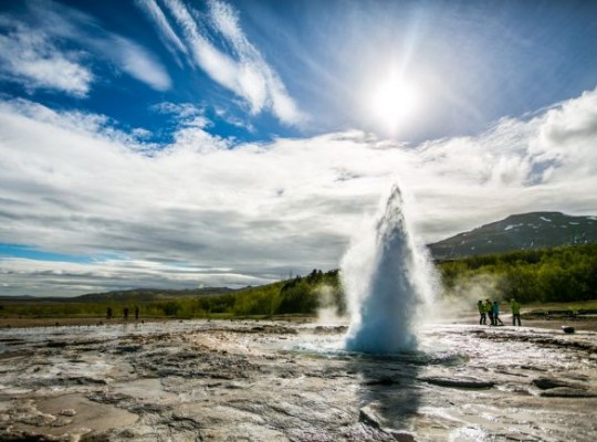 Izlandi kiscsoportos csillagtúra a gejzírek és vulkánok szigetén magyar idegenvezetéssel 2026.10.10-15. , , , , , , , , Csoportos utazások, Őszi csoportos utak, Téli csoportos utak, Bono utak, Különleges ajánlatok, Felfedezőutak, Izland