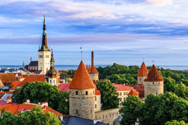 Tallinn nappali látkép
